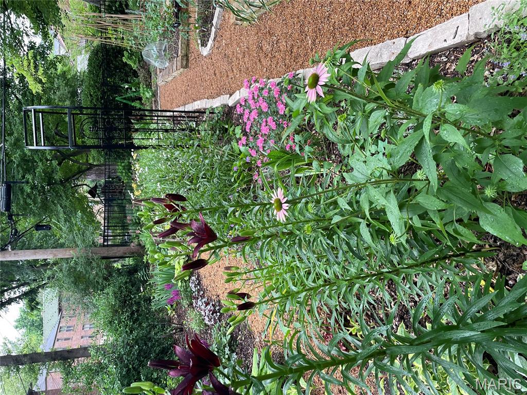 7330 Kingsbury Boulevard