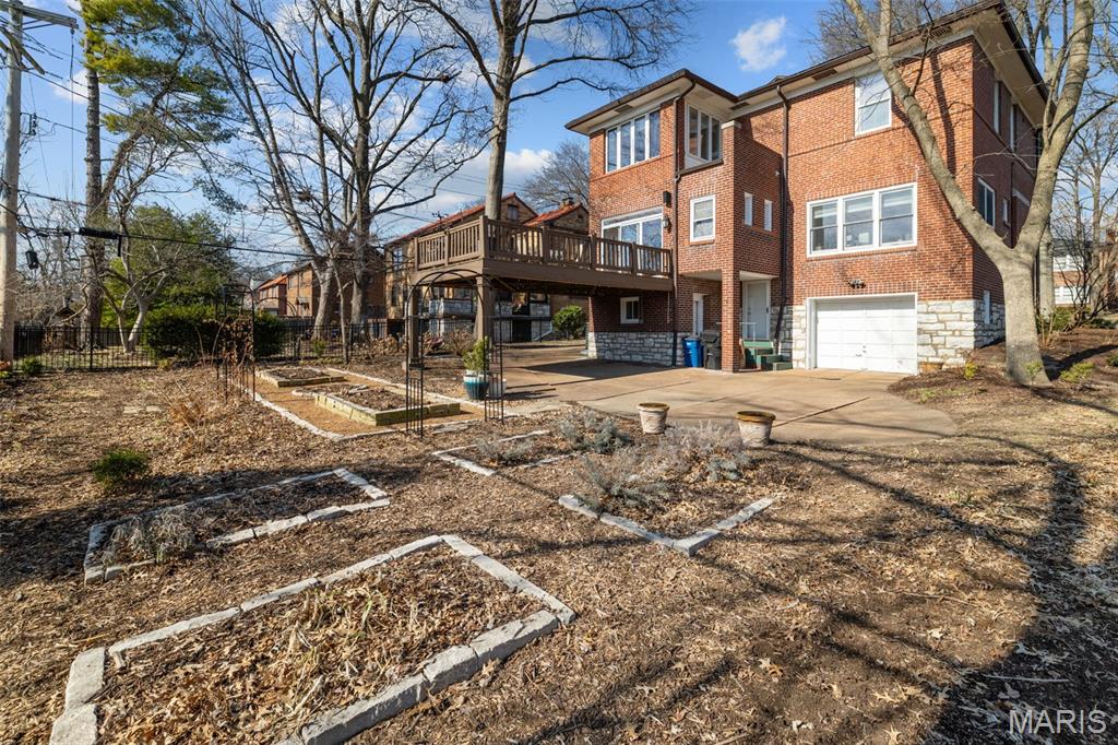 7330 Kingsbury Boulevard