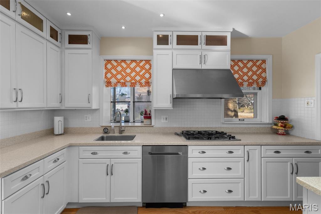 7330 Kingsbury Boulevard