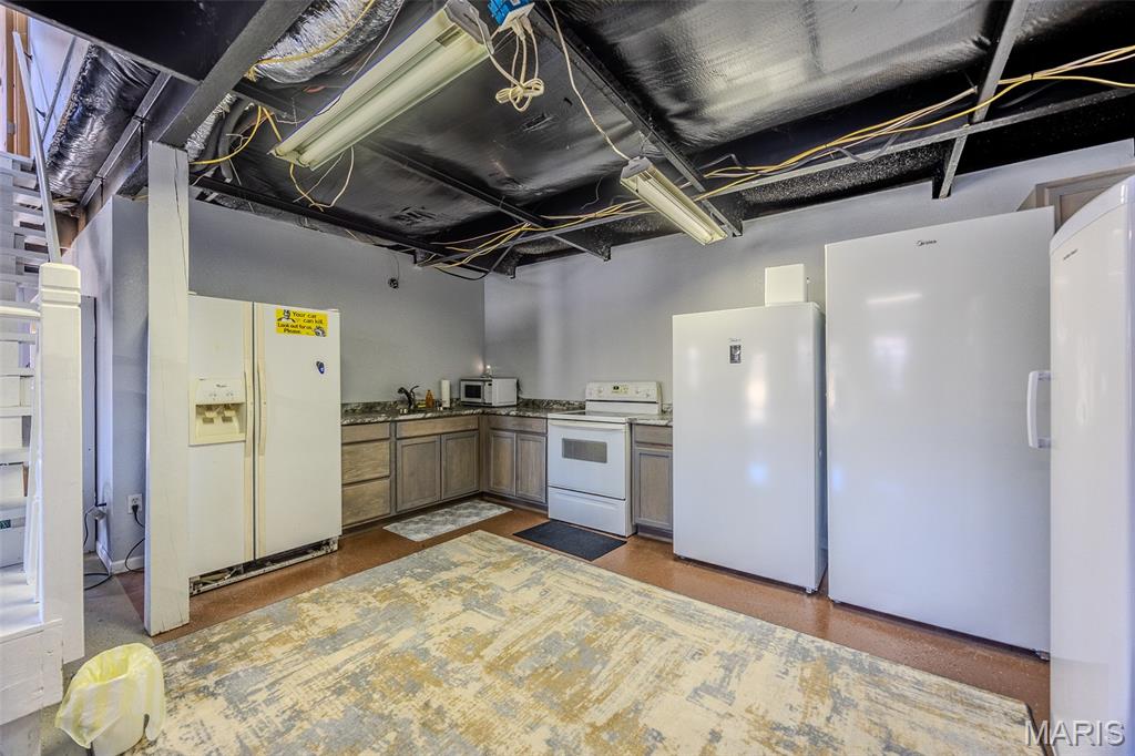 28345 Sapphire Drive