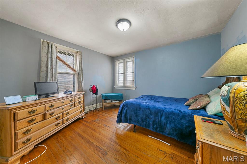 7117 W Florissant Avenue