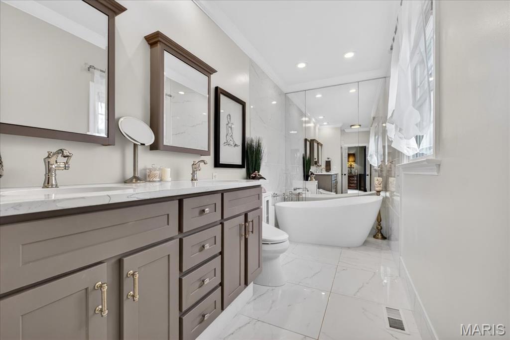 12404 Cedar Moor Drive