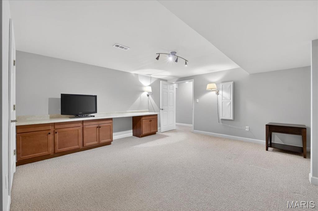 142 Meadows Of Wildwood Boulevard