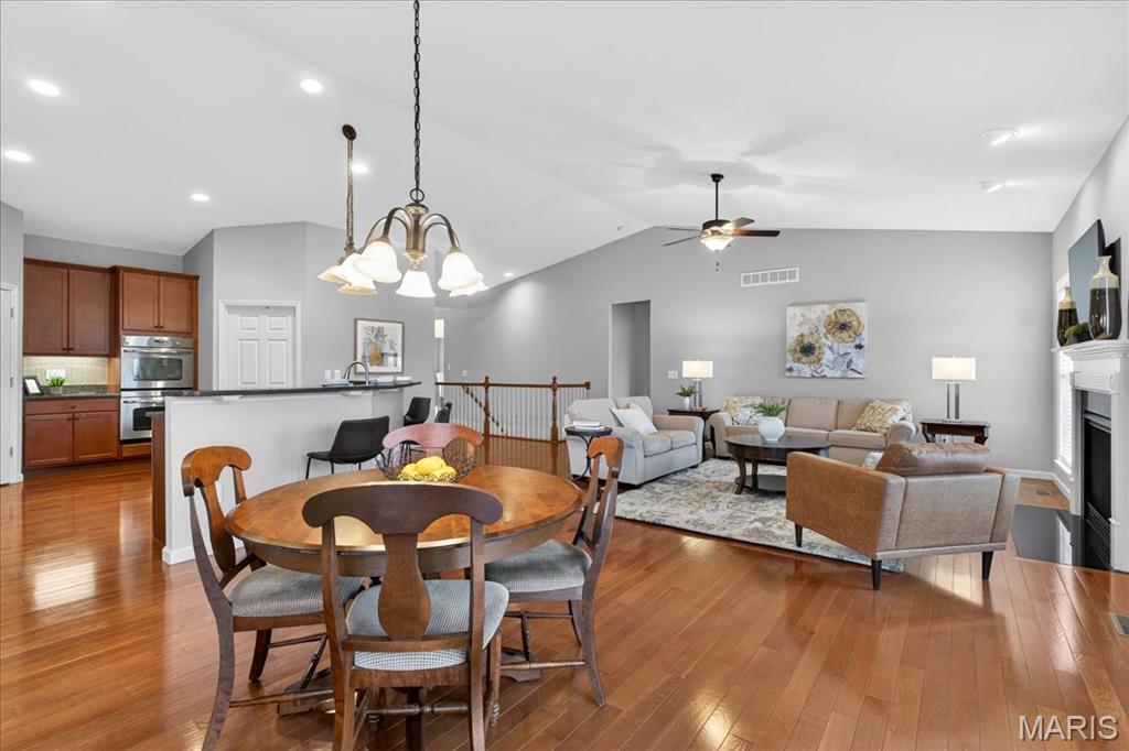 142 Meadows Of Wildwood Boulevard