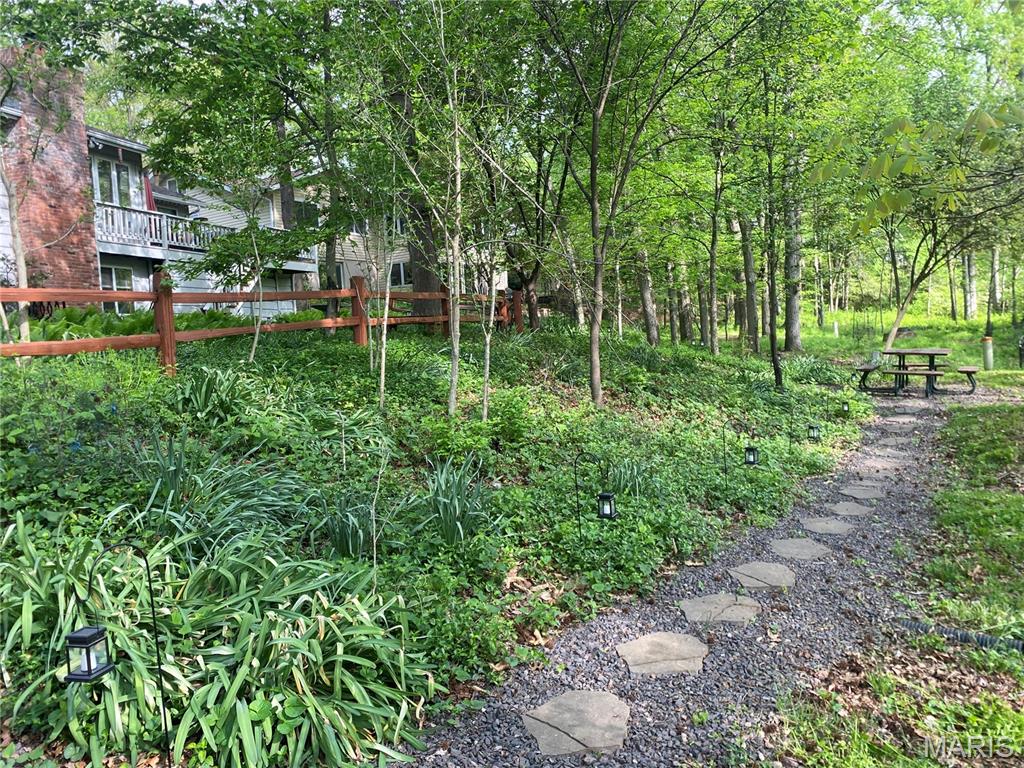 812 Paquerette Court