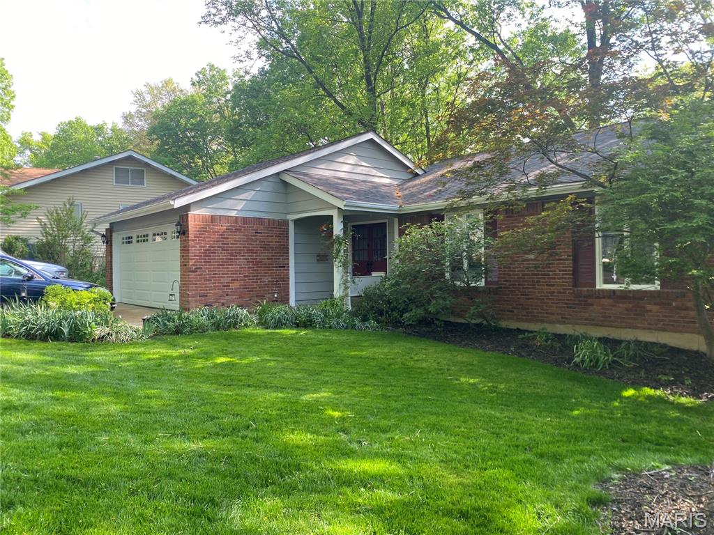 812 Paquerette Court