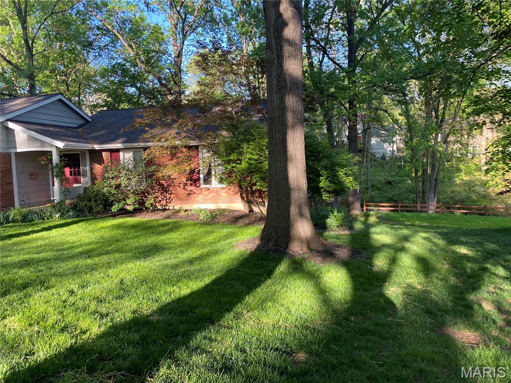 812 Paquerette Court