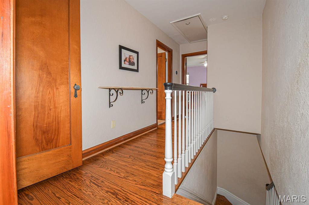 8010 Venetian Drive