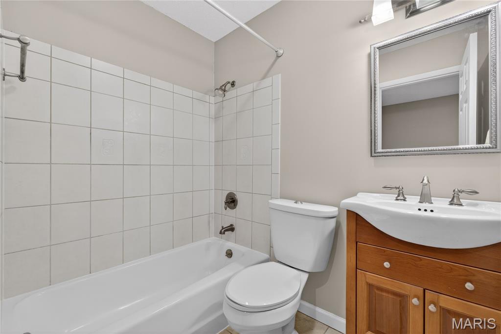 15424 Country Ridge Drive