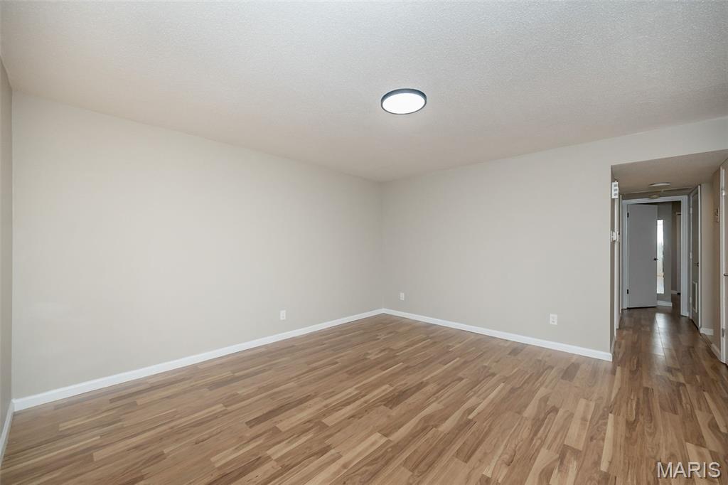 4353 Chateau De Ville Drive Unit: B