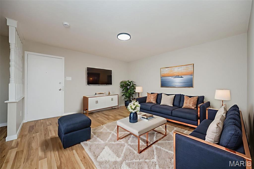 4353 Chateau De Ville Drive Unit: B