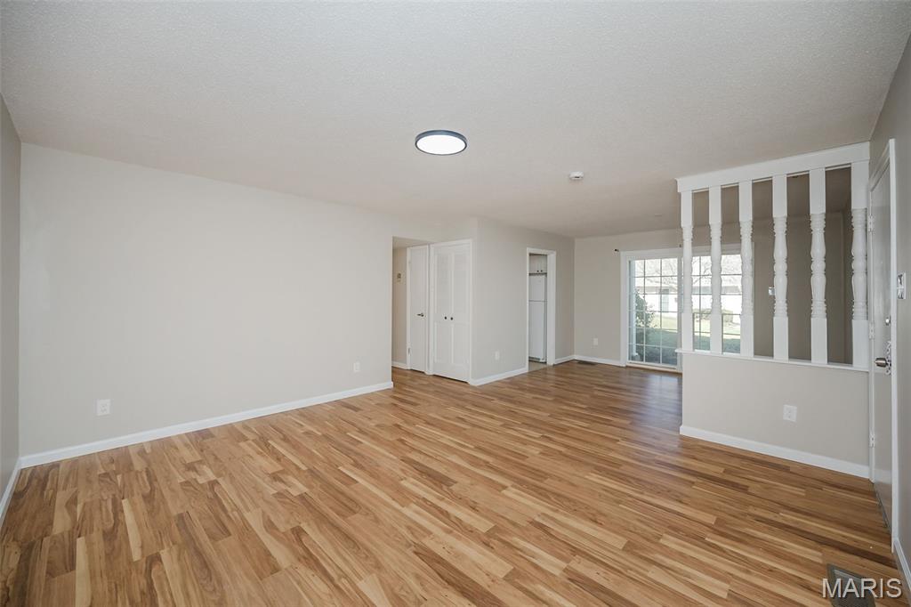 4353 Chateau De Ville Drive Unit: B
