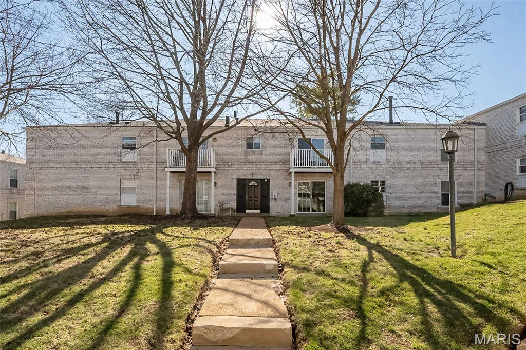 4353 Chateau De Ville Drive Unit: B