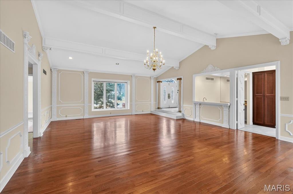 27 Meadowbrook Country Club Estate