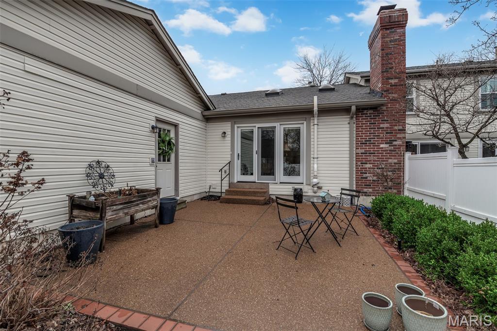 15812 Newton Ridge Drive