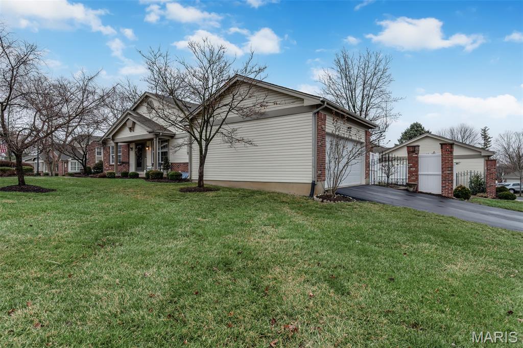 15812 Newton Ridge Drive