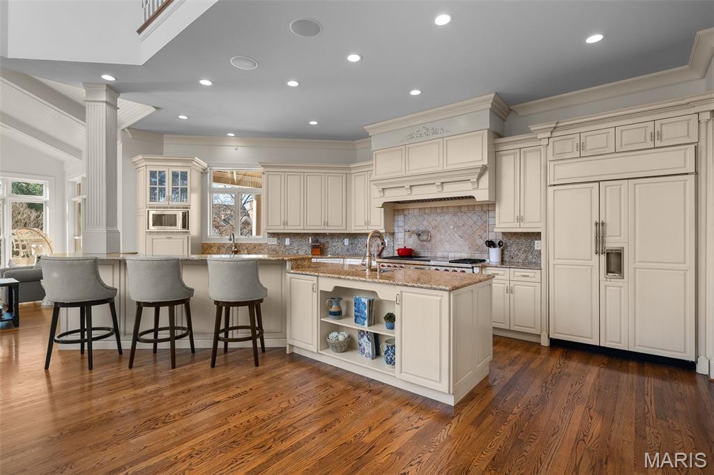 16 Outer Ladue Drive