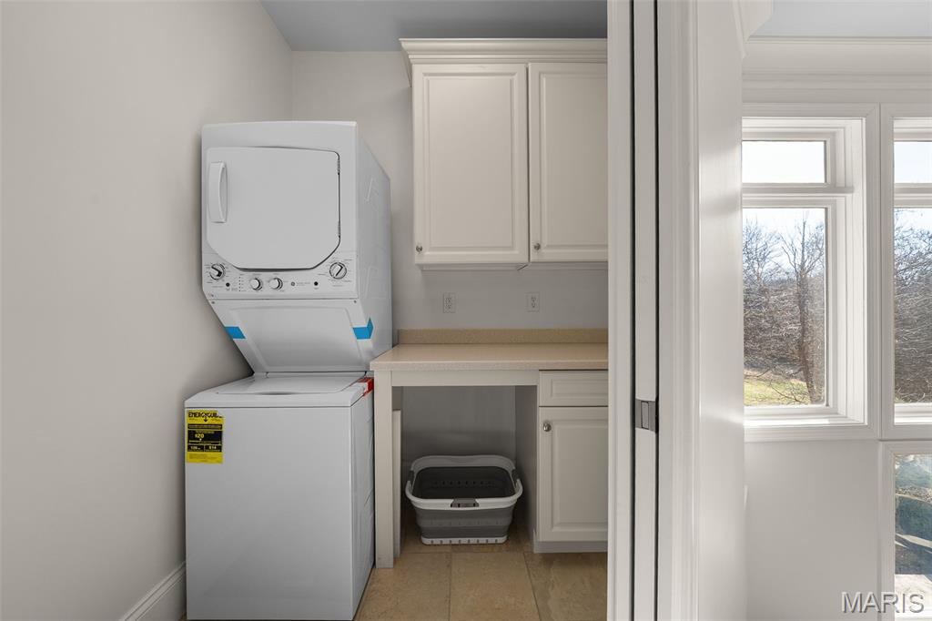 16 Outer Ladue Drive