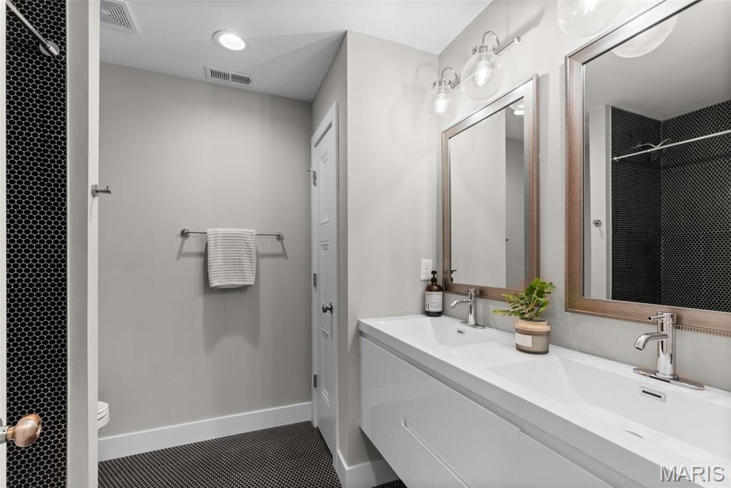 4731 Westminster Place