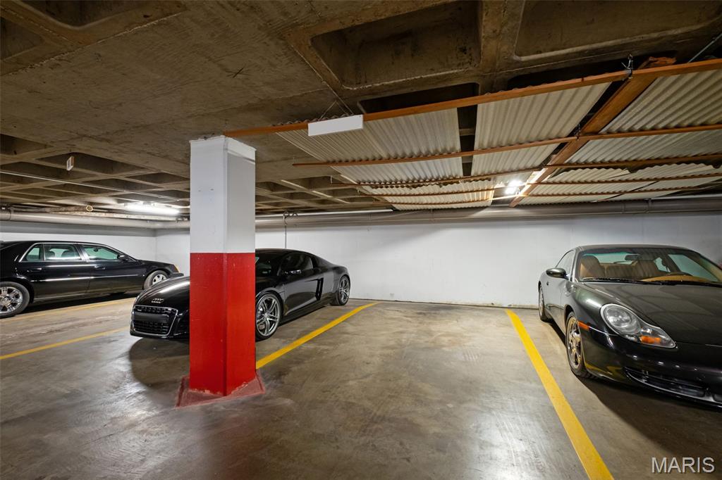 710 S Hanley Road Unit: 7B