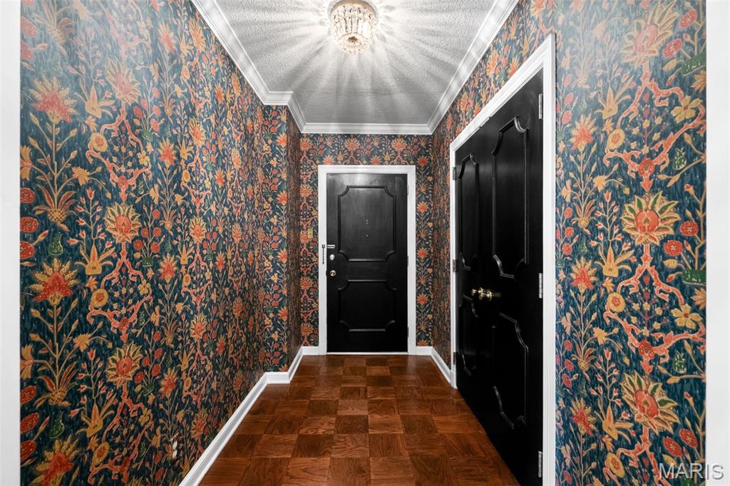 710 S Hanley Road Unit: 7B