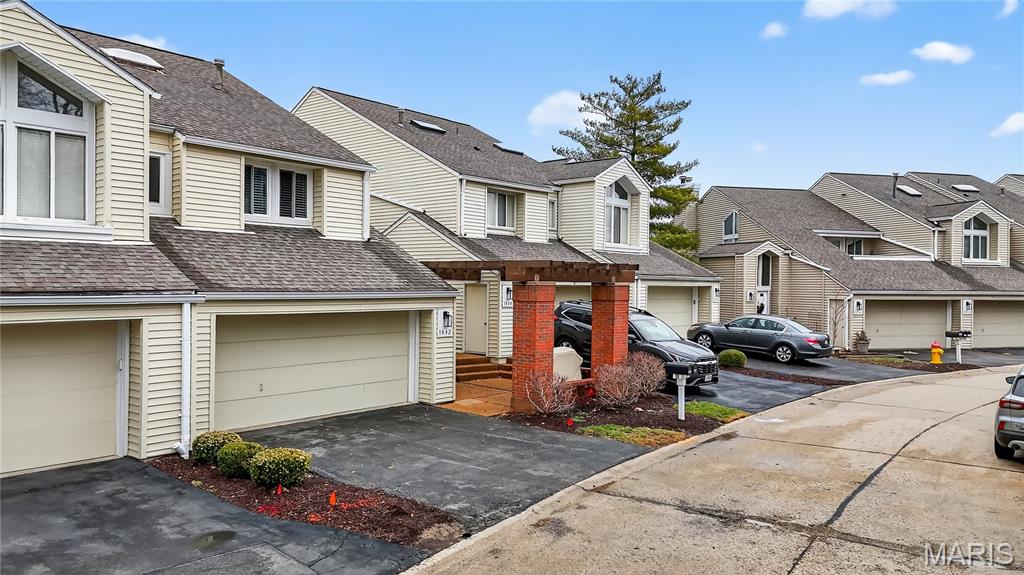 1842 Ridgeview Circle Drive