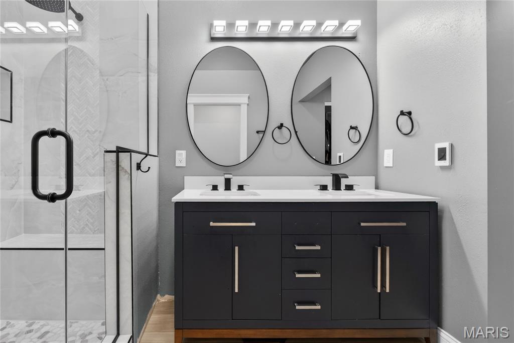 1842 Ridgeview Circle Drive