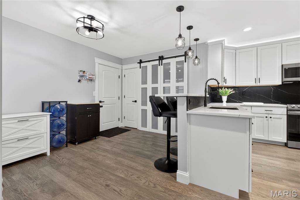 1842 Ridgeview Circle Drive