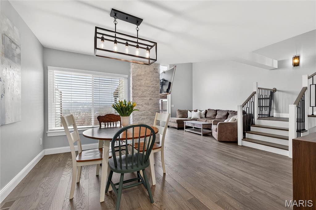 1842 Ridgeview Circle Drive