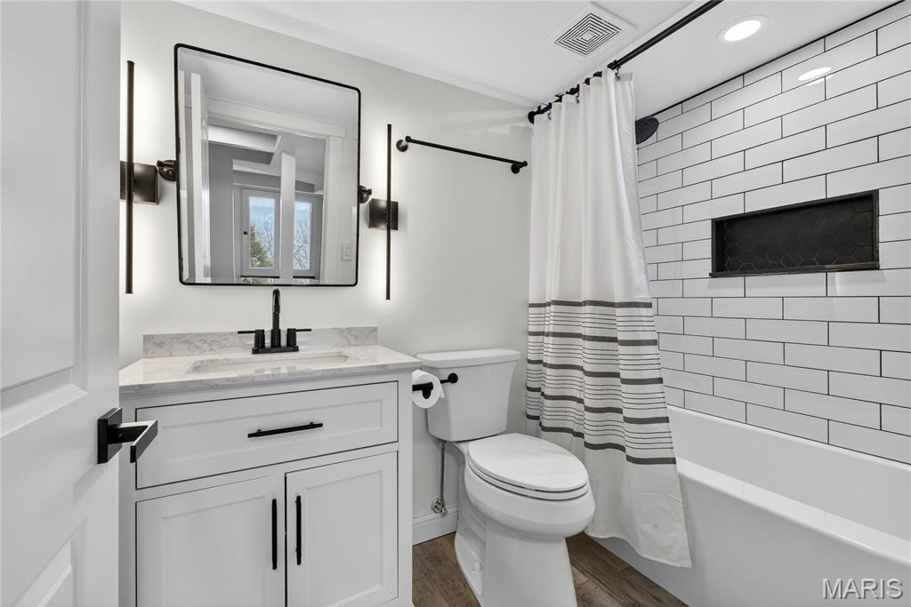 1842 Ridgeview Circle Drive