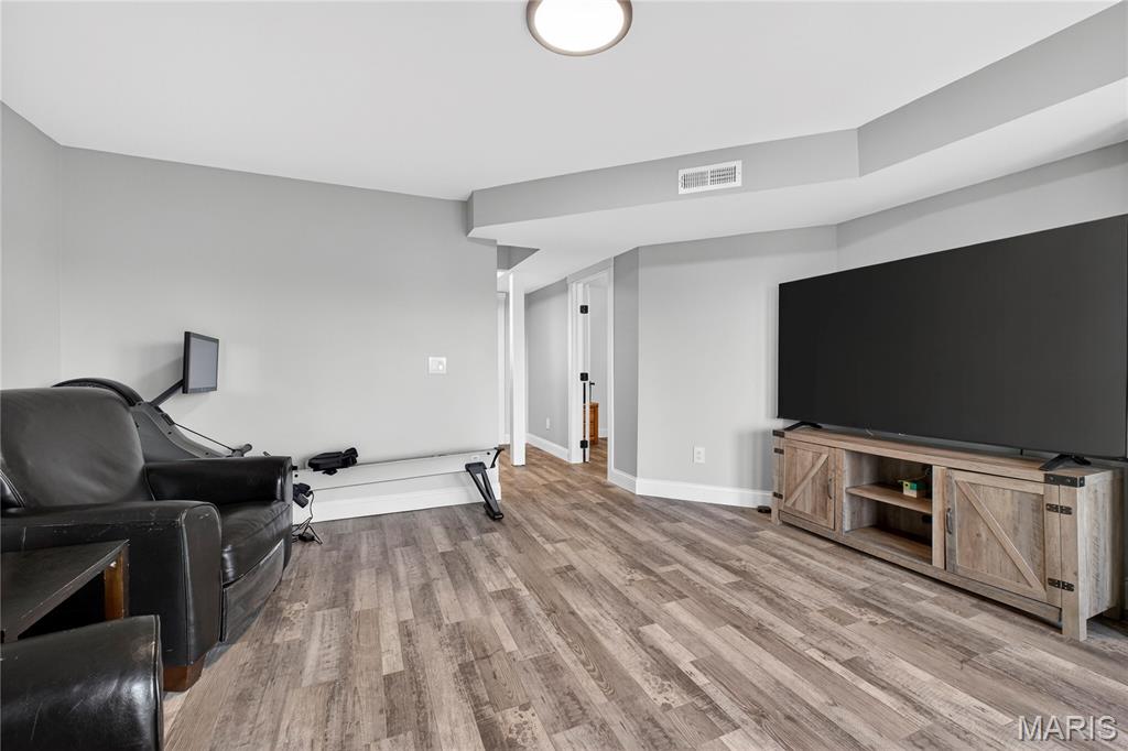 1842 Ridgeview Circle Drive