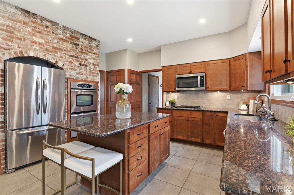 828 Mallard Woods Drive