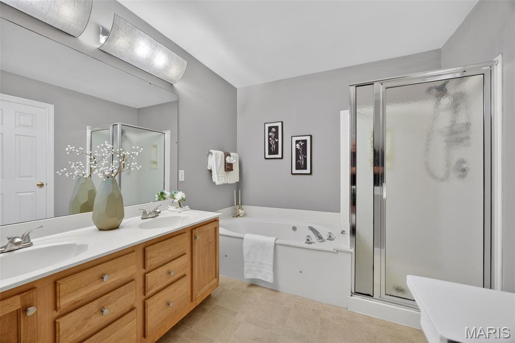 2225 Ameling Manor Drive