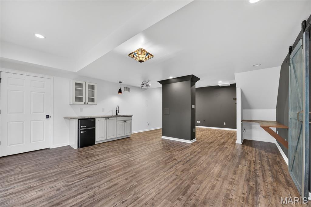 2225 Ameling Manor Drive