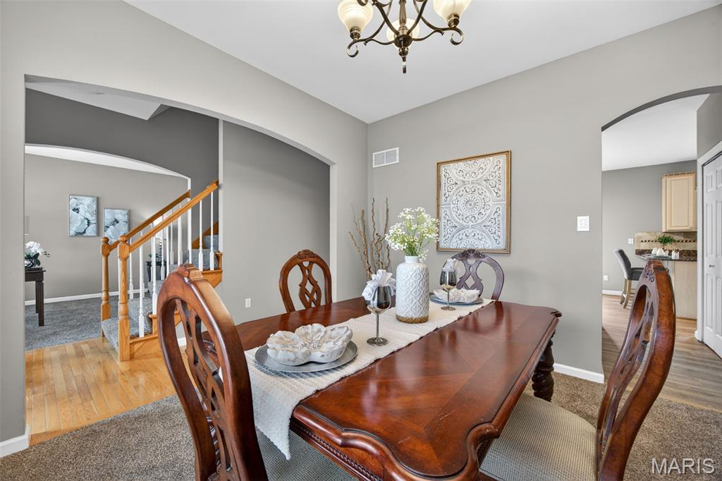 2225 Ameling Manor Drive