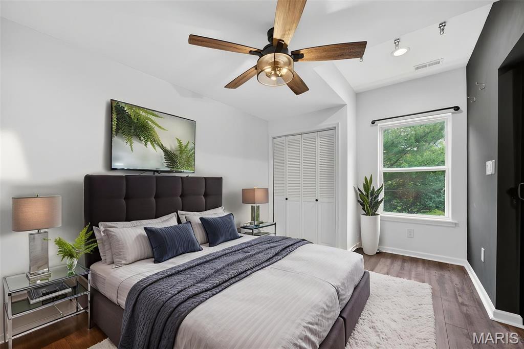 2225 Ameling Manor Drive