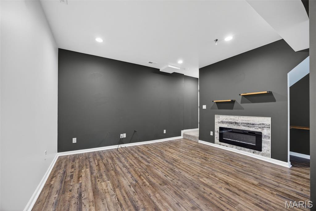 2225 Ameling Manor Drive