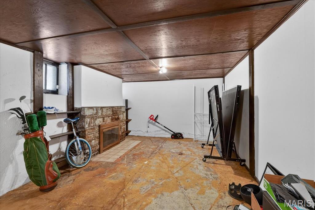 5241 Lindenwood Avenue