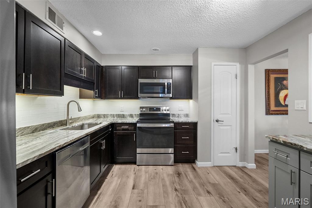 1902 Meadowtree Lane Unit: 1