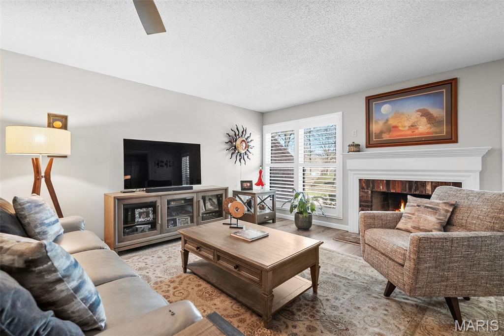 1902 Meadowtree Lane Unit: 1