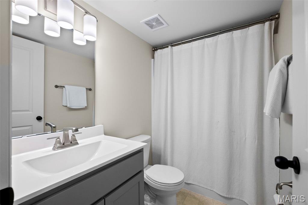 1404 Bloomfield Drive