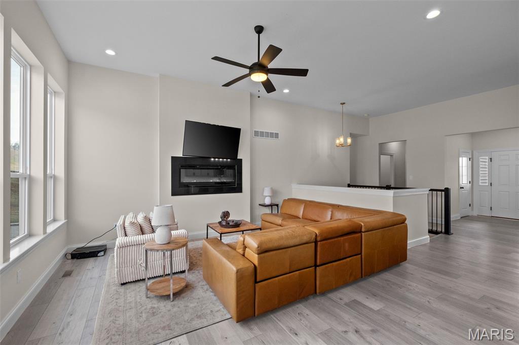 1404 Bloomfield Drive