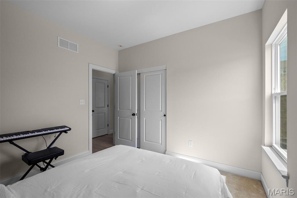 1404 Bloomfield Drive