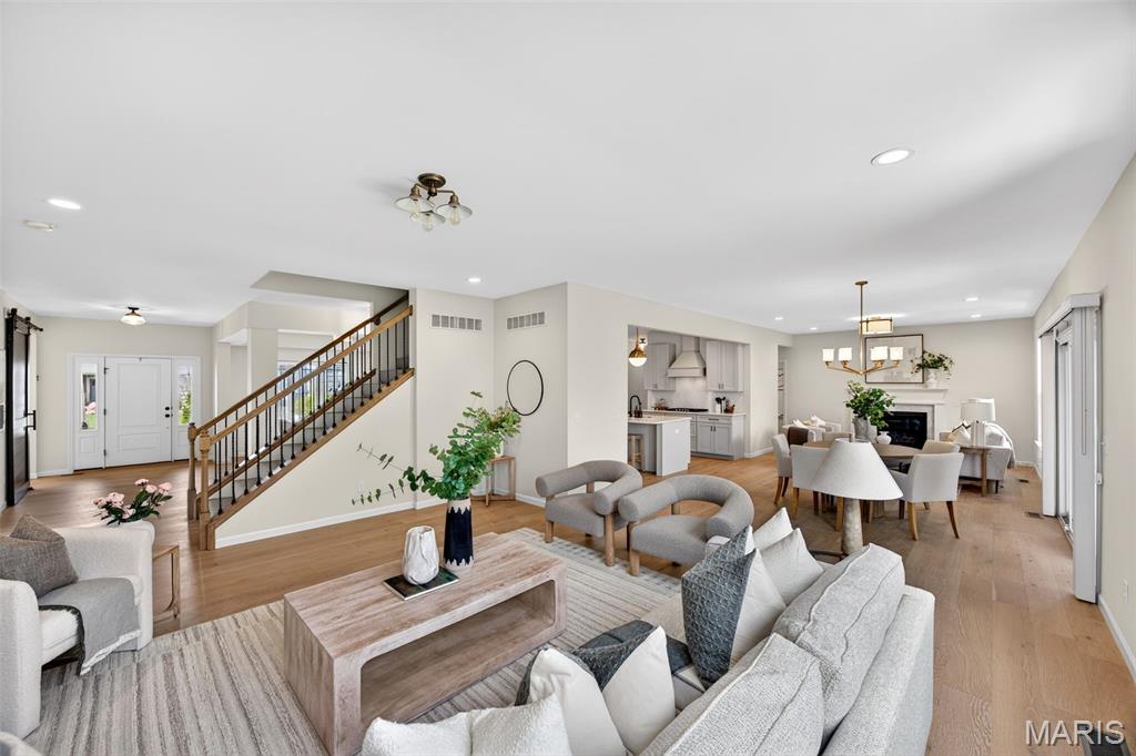 978 Silver Buck Lane