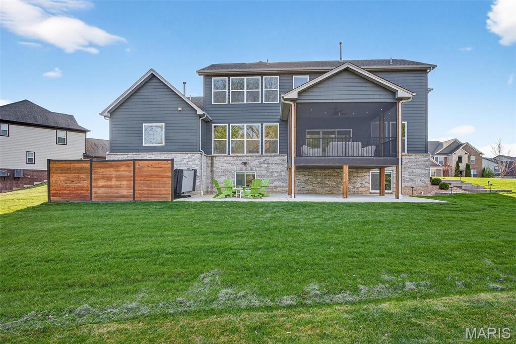 978 Silver Buck Lane