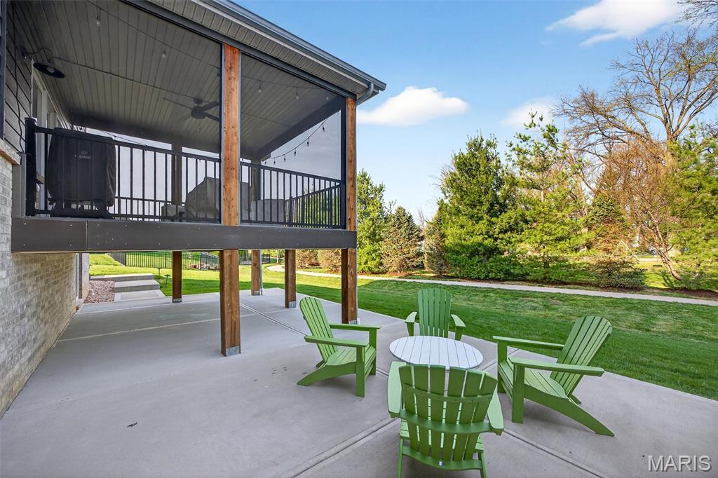 978 Silver Buck Lane