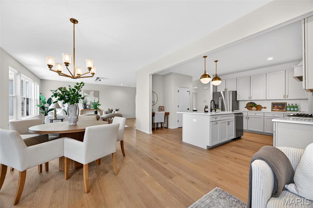 978 Silver Buck Lane