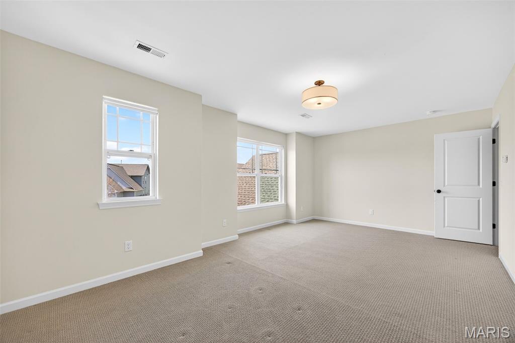 978 Silver Buck Lane