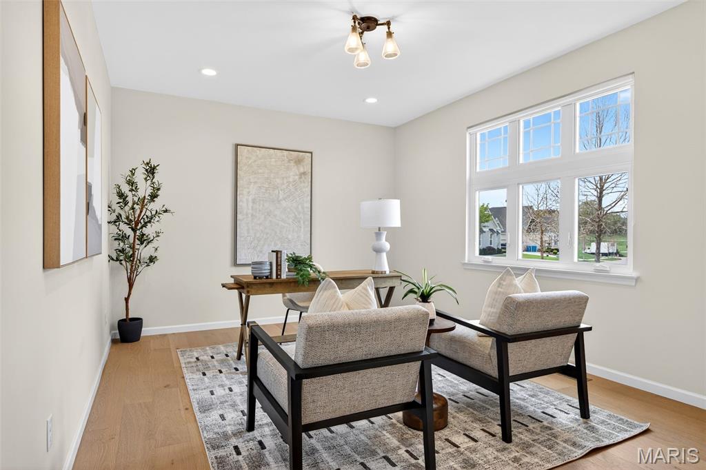 978 Silver Buck Lane