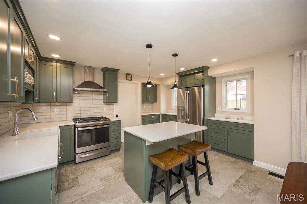 4107 Hummingbird Court